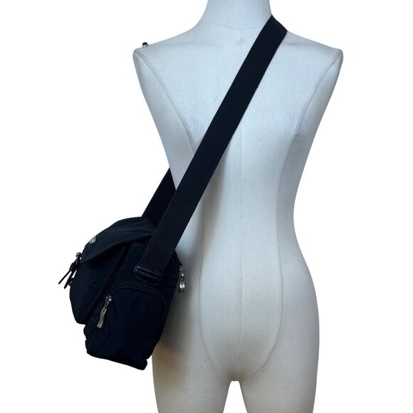 Baggallini Women’s Black Nylon Adjustable Strap Belted Buckle Crossbody Bag - Picture 8 of 12